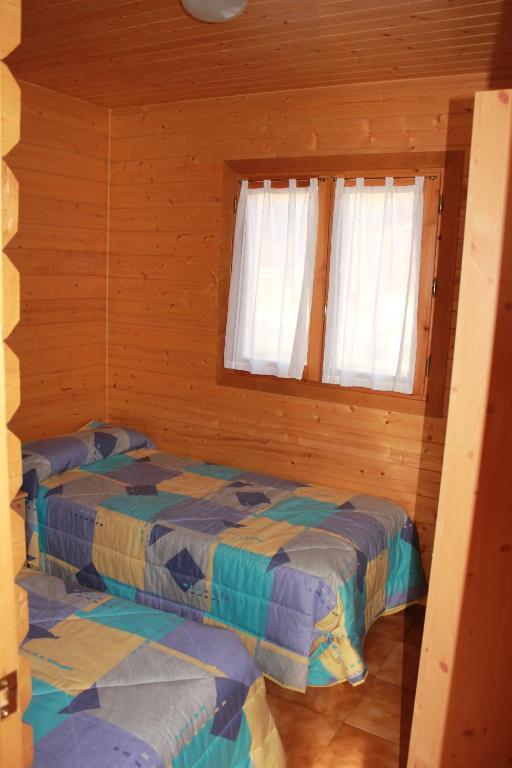 Camping Valle De Tena Sabinanigo Bilik gambar