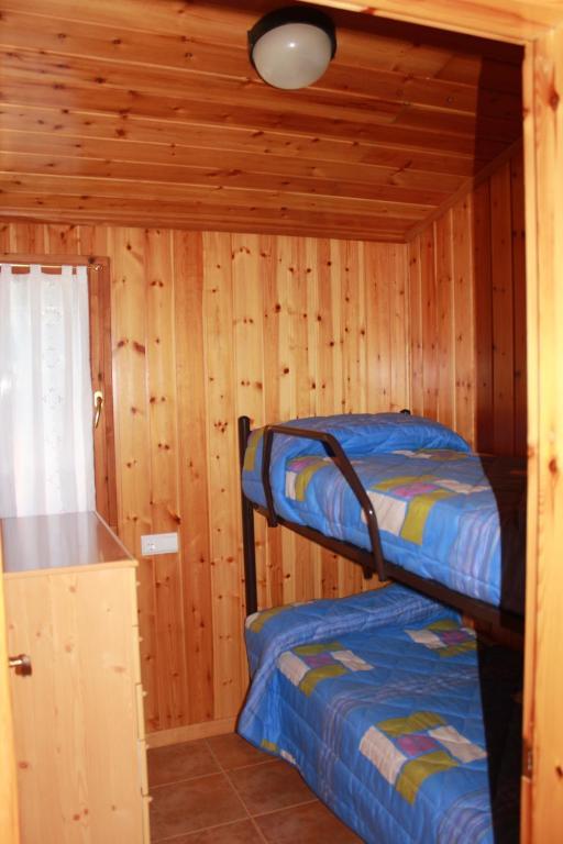 Camping Valle De Tena Sabinanigo Bilik gambar