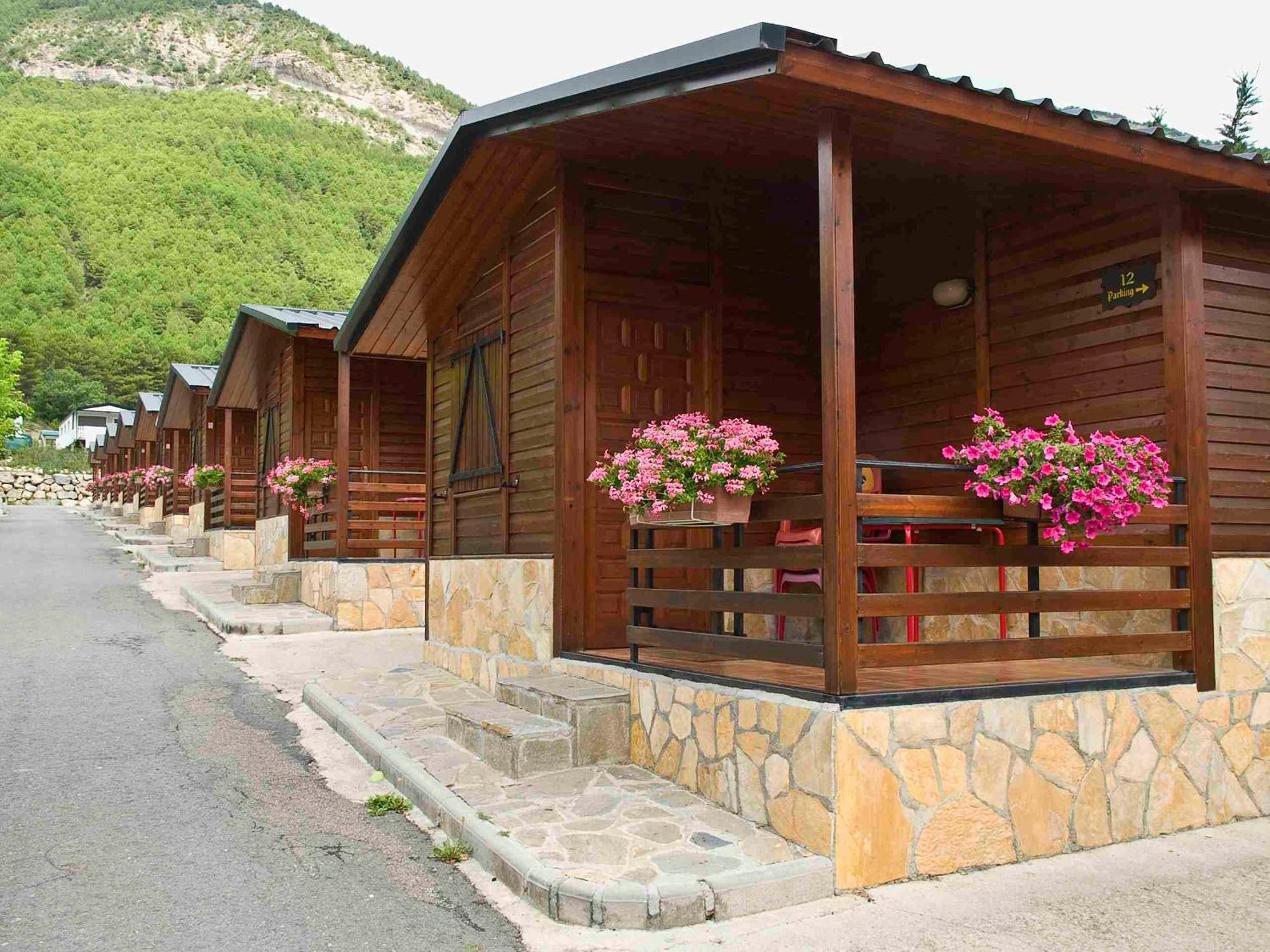 Camping Valle De Tena Sabinanigo Luaran gambar